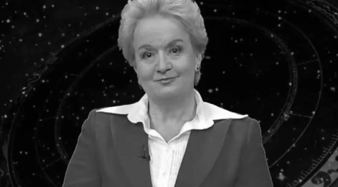 След смъртта й: Мъжът на Алена осиновява...