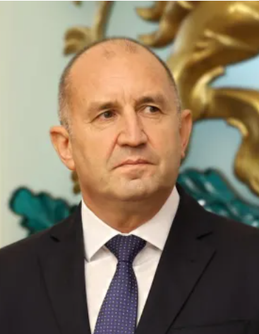 Изненадата е голяма! Ето ги министрите на Радев СНИМКИ