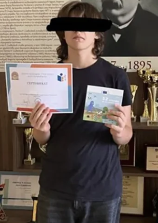 Зловещи разкрития: 14-годишният отличник имал коварен план да убие майка си